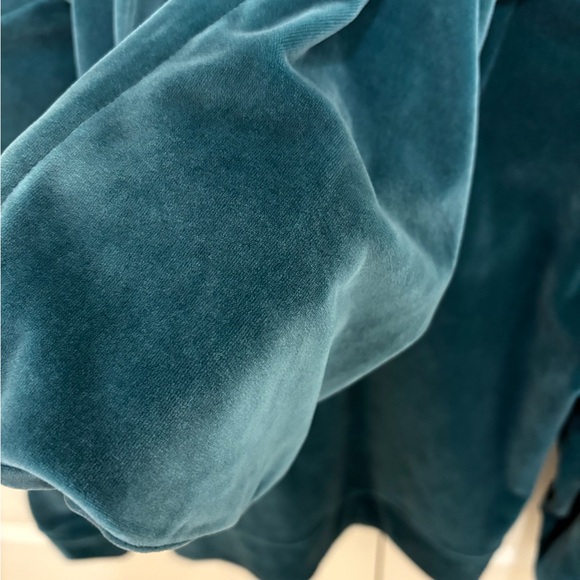 Levi’s Velour Tracksuit Jacket - Picture 7 of 10